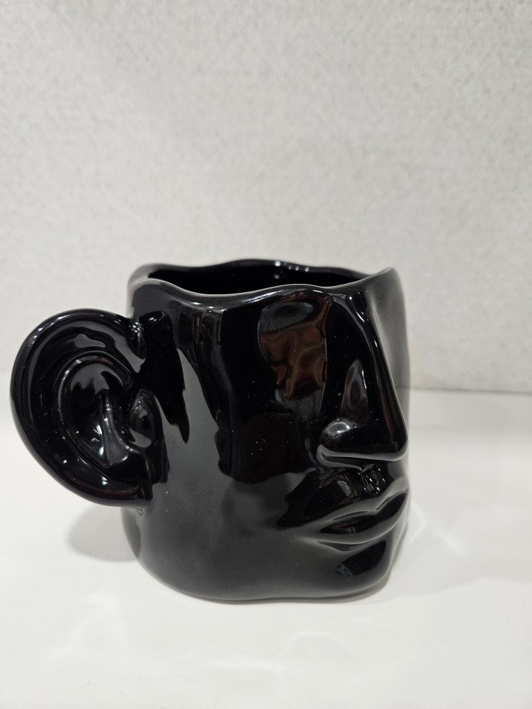 Кружка. Объем: 390 мл. Материал: доломитовая керамика.